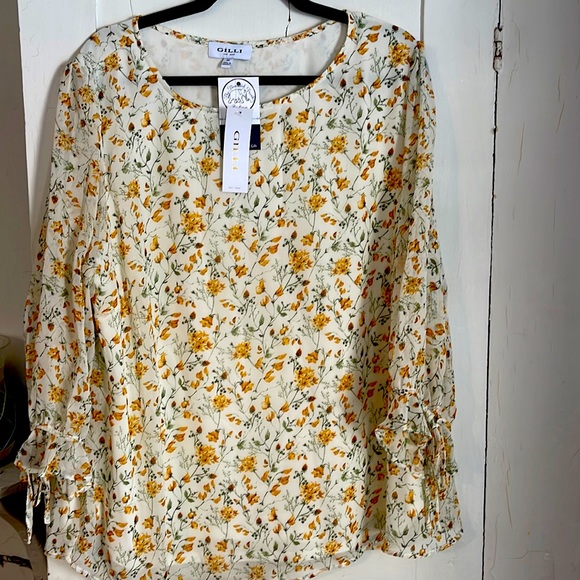 Gilli Tops - NWT Gilli Blouse XXL
